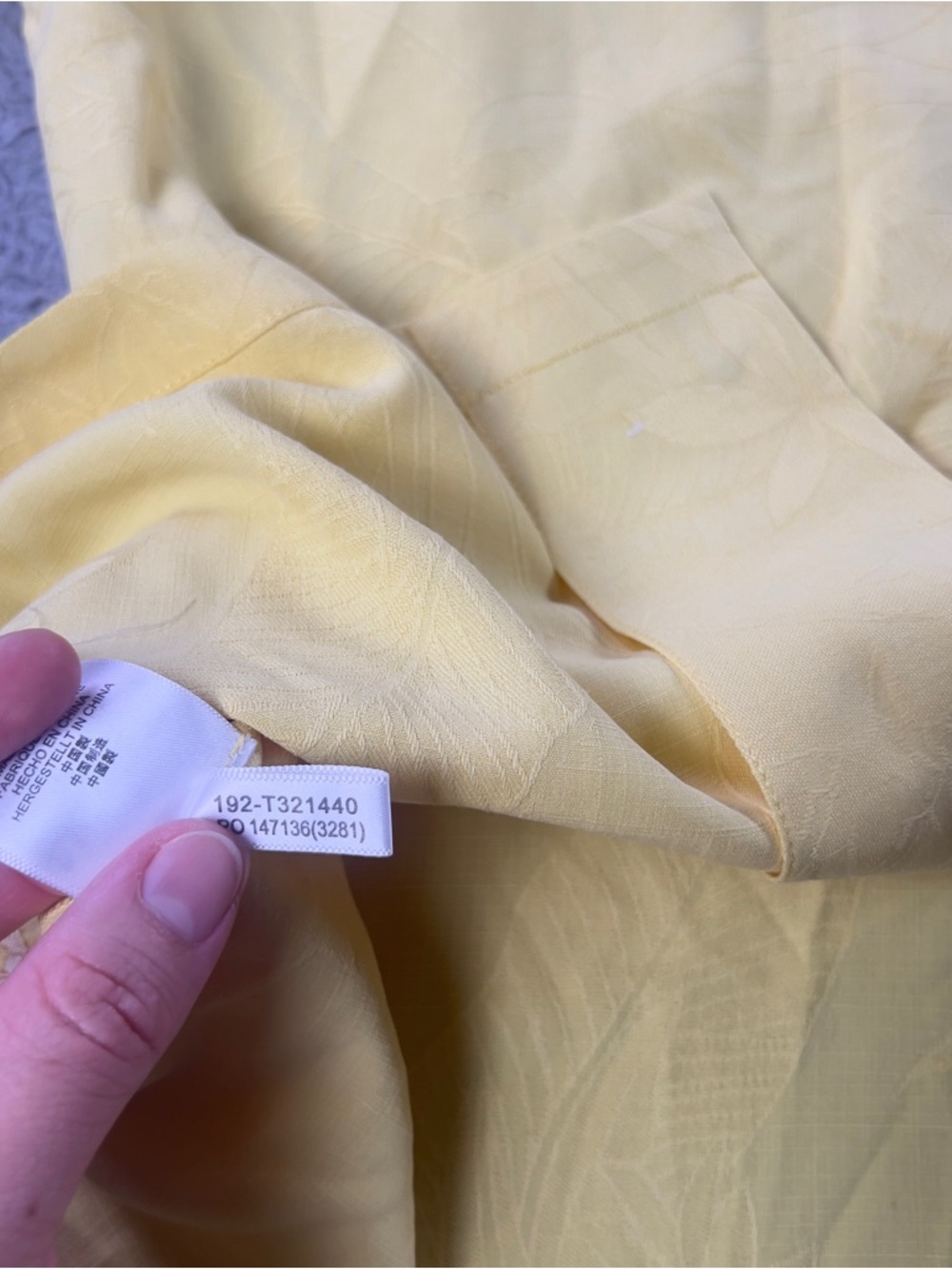 Tommy Bahama Camp Shirt Mens Medium Yellow 100% Silk Button Hawaiian Tropical - Picture 10 of 10